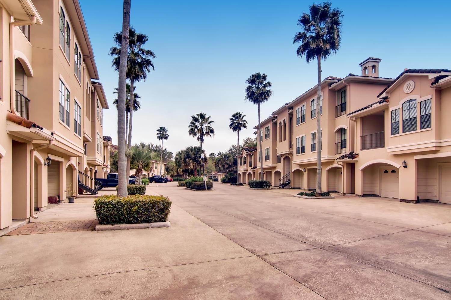 Luxury Fully Furnished Apartments By Nasa And Kemah Boardwalk Houston Buitenkant foto